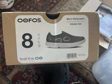 Oofos Men’s Oomg Eezee Low Volcanic Ash Grey    Size 8 