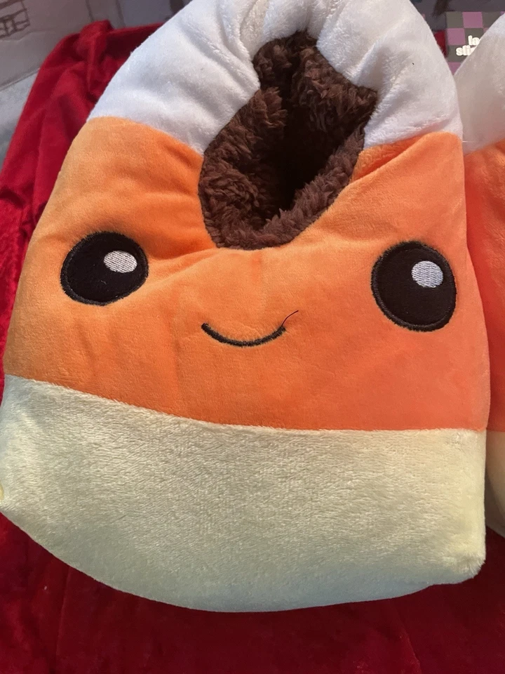 Women’s House Slippers Plush Candy Corn. Size 11 Large Indoor & Out Warm!! - Image 2 of 4