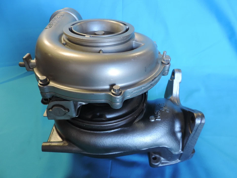 2004.5-2010 GM 6.6L LLY LBZ LMM Duramax Garrett GT3788VA Genuine Turbo charger  - Image 3 of 4
