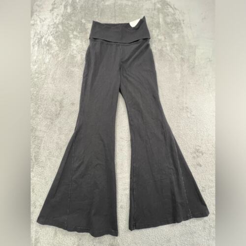 NUEVO Leggings cortos Aerie M negros súper acampanados anchos plegables usados en look - Imagen 8 de 13