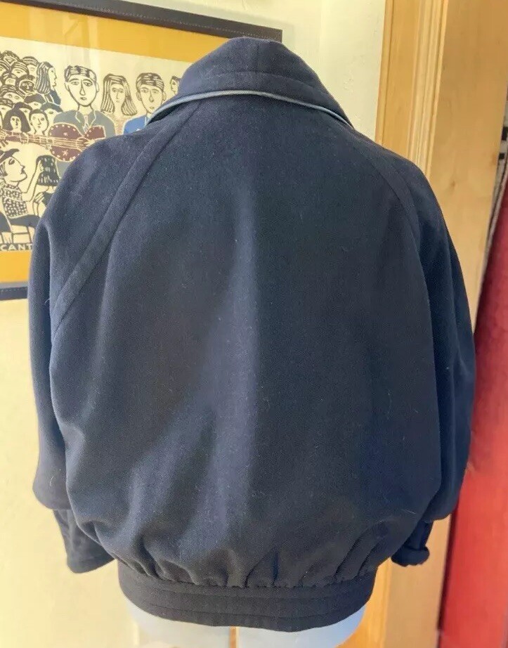 RARE Authenticated 1980’s Hermes Cashmere Jacket/Coat Size 40 -2 Buttons Missing image 6