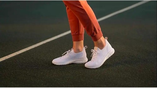 NISOLO ATHLEISURE KNIT SNEAKER WOMEN WHITE SNEAKER SIZE 9 M $150 - Picture 3 of 5