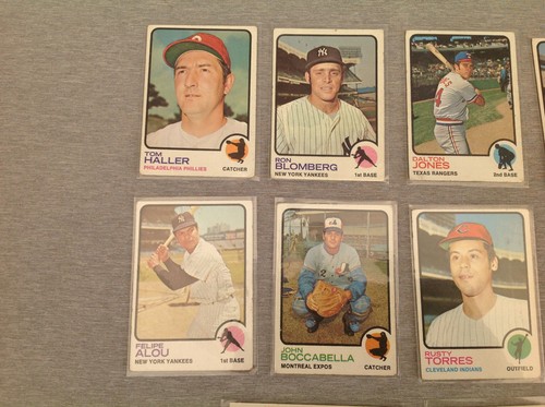 10 1973 Topps Baseball Cards in Plastic Sleeves - Picture 2 of 11
