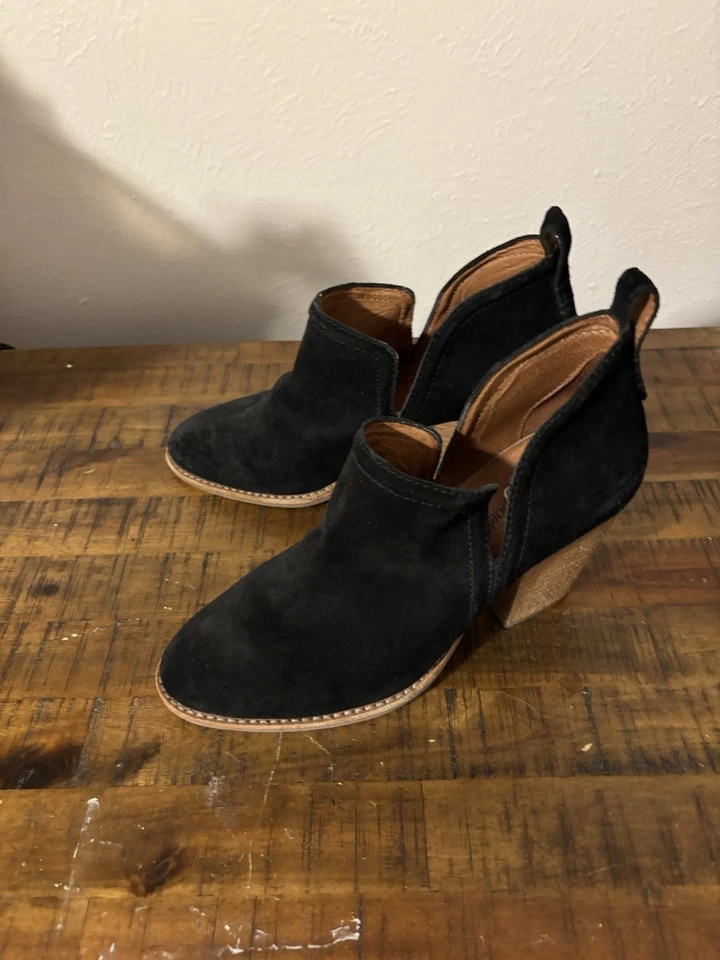 Jeffrey Campbell Womens Ankle Boots 8 Booties Black Leather block heel - Image 3 of 4