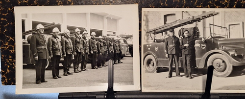 Konvolut 2 Fotografie großes Foto Feuerwehr und großes Fahrzeug - Bild 1 von 5