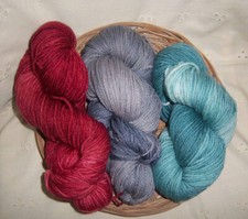 hand dyed  SW worsted merino wool yarn  3.5 oz skein / 218 yds  choice 4 