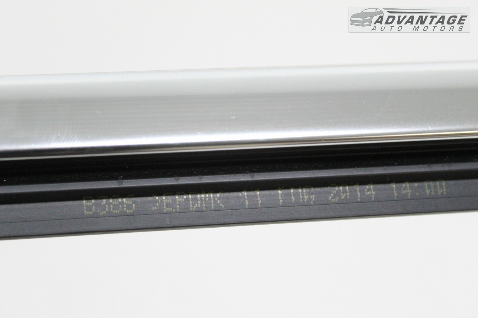 2014-2019 MASERATI GHIBLI M157 FRONT LEFT SIDE DOOR WINDOW BELT MOLDING TRIM OEM
