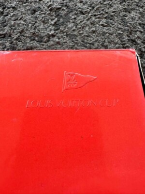VISIONAIRE No.30 Louis Vuitton THE GAME Switzerland Swiss Cube