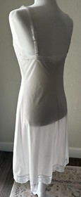 VTG FormFit Nylon White 34 (10-12) Tall Lingerie Slip Dress with Pretty Lace