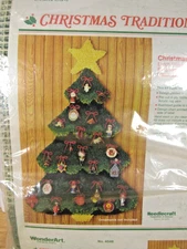 VTG Wonder Art Latch Hook Christmas Tree Wall Hanging Kit 27.5x43" No. 4546 NEW