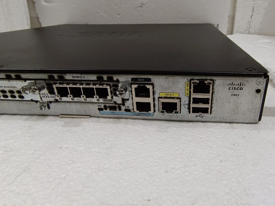Cisco CISCO2901/K9 2-Port Gigabit Wired Router with free shipping - Image 3 of 4