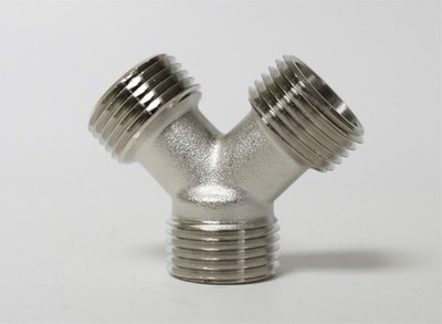 375YM Y Connector with Male Threads Garden Hose Size Connections
