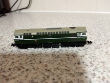 Dapol N gauge class 26 in BR green dcc ready. Good smooth runner, VGC