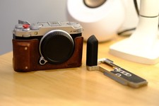 Fujifilm X-M5 Mirrorless Camera - Body Only - Silver, with box and accessories