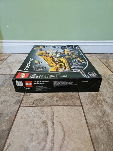 LEGO TECHNIC Mobile Crane 8421 w box inside packages sealed - Picture 4 of 11