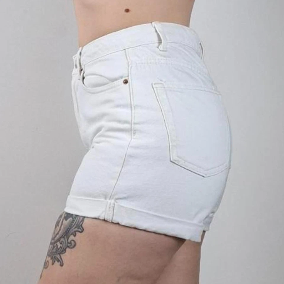 White Denim Shorts High Waisted Size 8 Primark VGC - Image 3 of 4