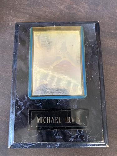 Carta collezionabile ologramma Michael Irvin su targa