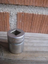 1950s Vintage 3/8" Drive x 11/16" Size INDESTRO SUPER * Socket 2722 & 12 Pt USA