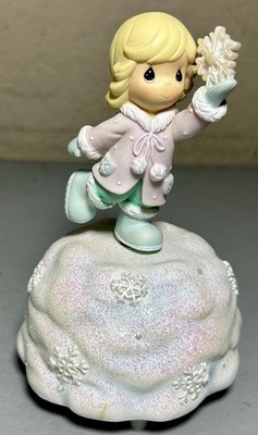 Precious Moments Girl w Snowflake It Came Upon a Midnight Clear Musical Figurine