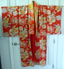 Fabulous Vintage Japanese Red Silk Kimono Robe, lined
