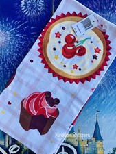 Disney Parks Minnie Mickey Mouse Cupcake Desserts Baking Kitchen Dish Towel New