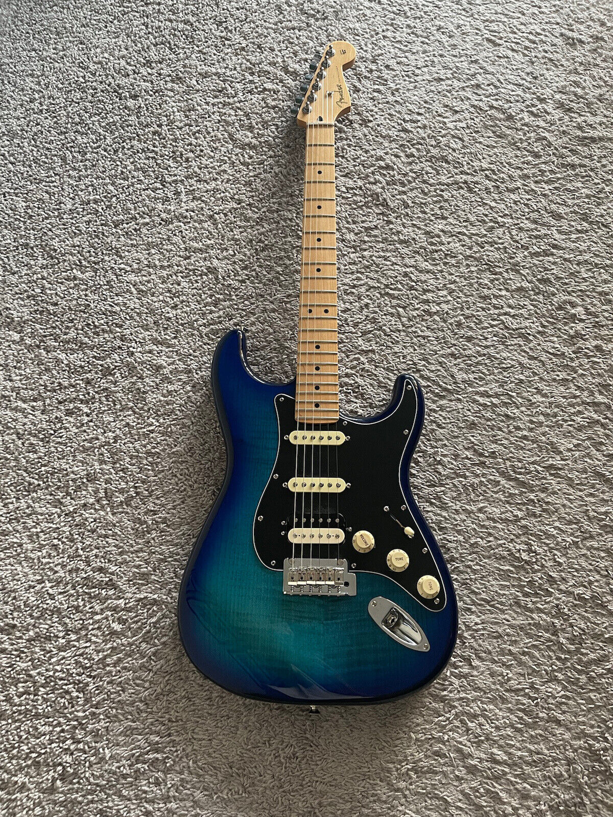 Fender Player Stratocaster HSS Plus Top 2021 MIM Blue Burst 75th Anniversary