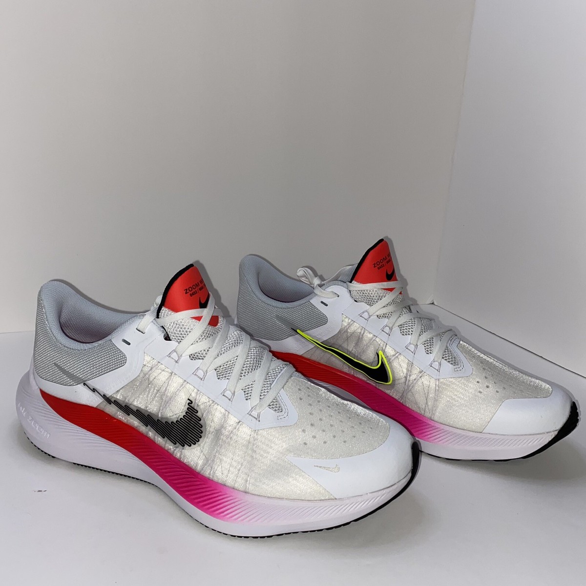 NIKE ZOOM WINFLO8 完売カラー 完売モデル NIKE ZOOM WINFLO8 完売カラー 完売モデル - メルカリ