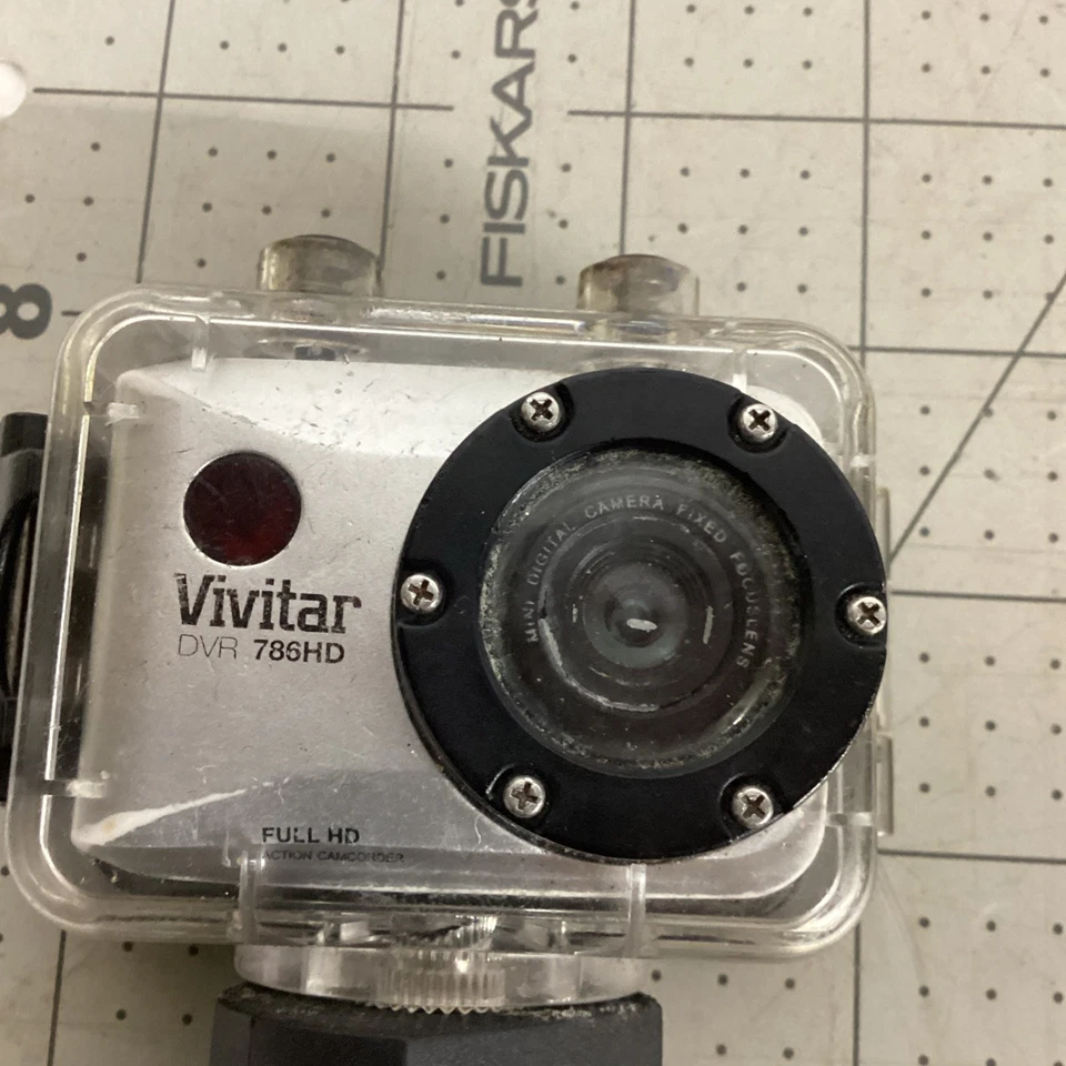 Vivitar Compact Power Grip Selfie Stick With Vivitar DVR 786 HD UNTESTED - Image 2 of 4