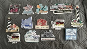 Souvenir magnets from North American Cities (14)