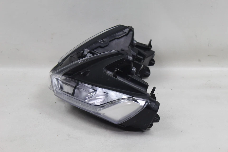 Aprilia RSV4 1100 21-25 RS660 Tuono OEM LED Front Headlight Assembly Light - Image 4 of 4