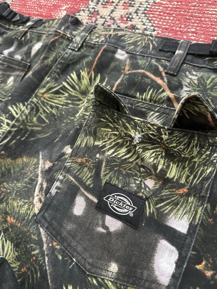 Pantalones para hombre Dickies cargo camuflados Foto 4 de 4