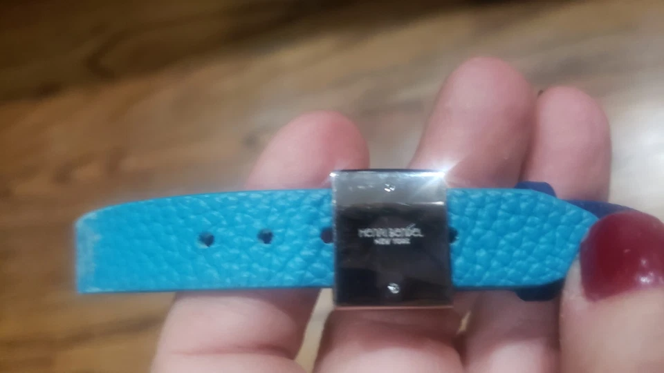 Gargantilla Henri Bendel de segunda mano de cuero azul bloque a rayas collar cierre de plata Foto 2 de 4