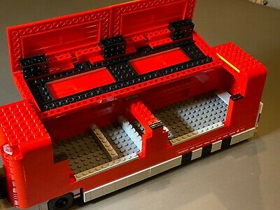 LEGO Ferrari- Scuderia Ferrari Truck 8654 Pit Crew Semi Trailer F1