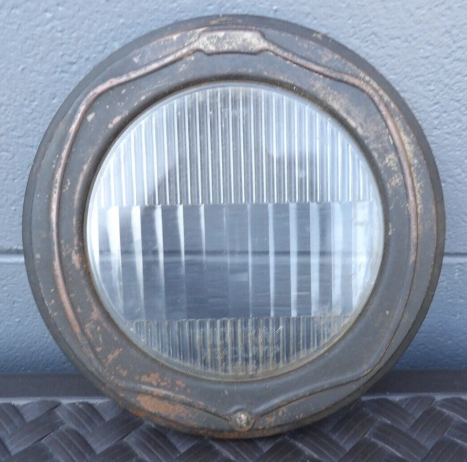 Antique 1926-27 Oakland Rim-Glass Tilt Ray Guide Flat Lens 10" Copper Bezel - Image 4 of 4