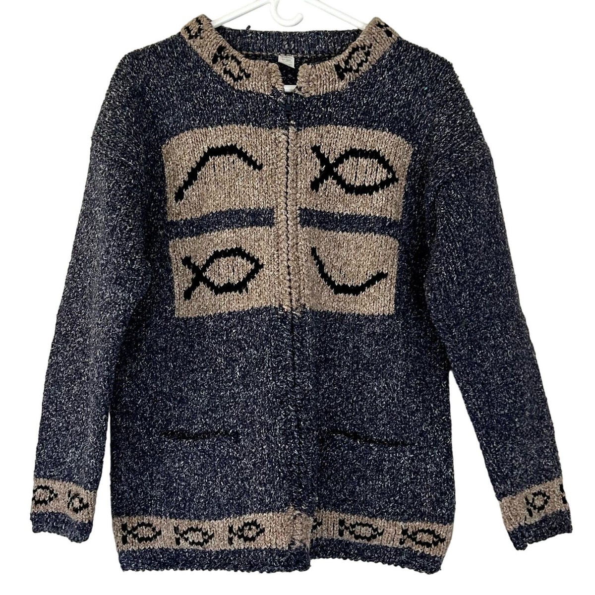Vintage Hand knit in Ecuador Chunky Knit Wool blend full zip Vintage Hand knit in Ecuador Chunky Knit Wool blend full zip