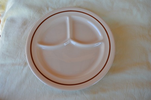 2 VTG Jackson China Restaurant Ware 9.5” Tan Divided Grill Dishes w Brown Band - Picture 10 of 15