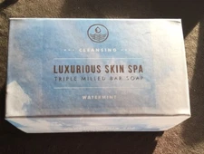 Luxurious Skin Spa Triple Milled Bar Soap 8oz Watermint Scent - Boxed.