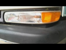 Used Turn Signal / Parking Light Assembly fits: 2001 Chevrolet Silverado 1500 pi