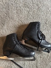 Riedell Ice Skates Made In Thailand- Men’s 10 - Black Leather