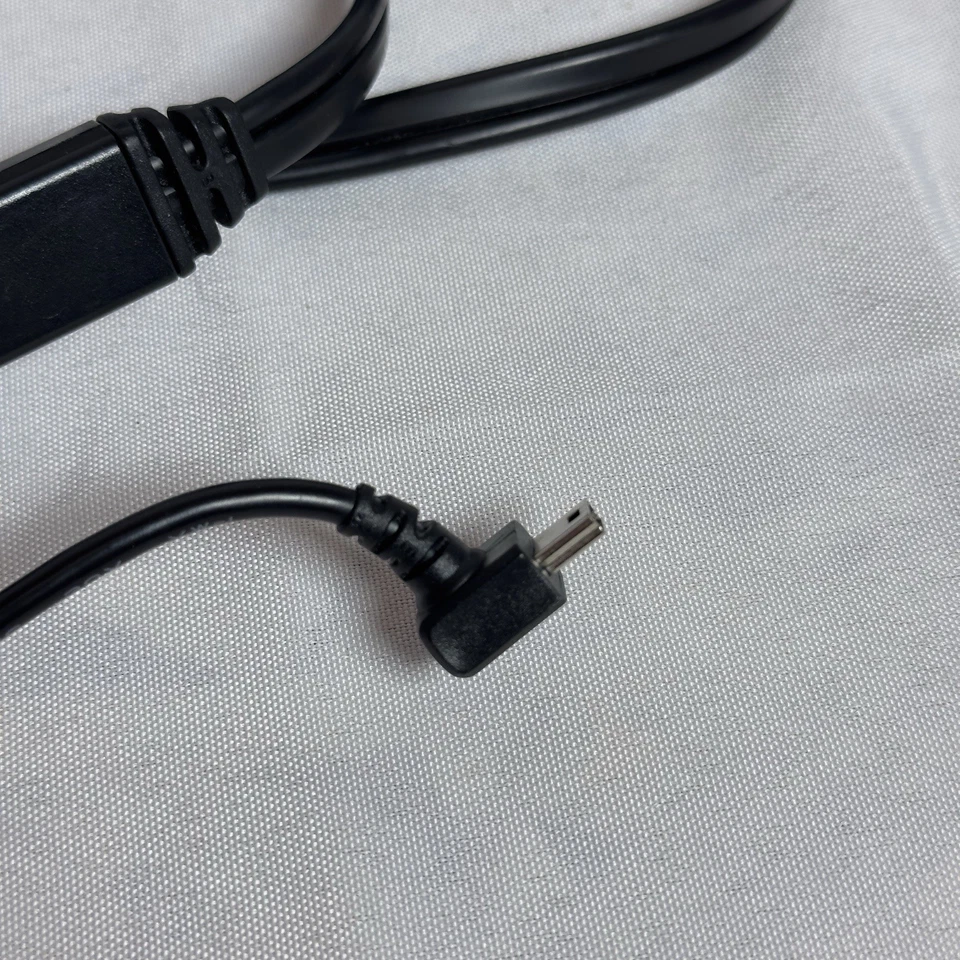 GARMIN nuvi 2460 Portable Bluetooth GPS Receiver 5” Touch Screen Complete W Case - Image 2 of 4