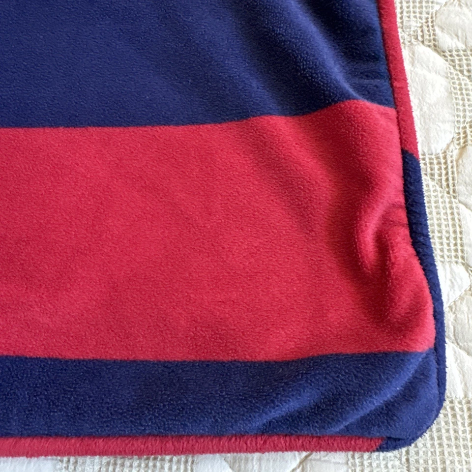 Pottery Barn PB Niños Rugby Rayas Azul Marino y Rojo Falsa Estándar Foto 2 de 4