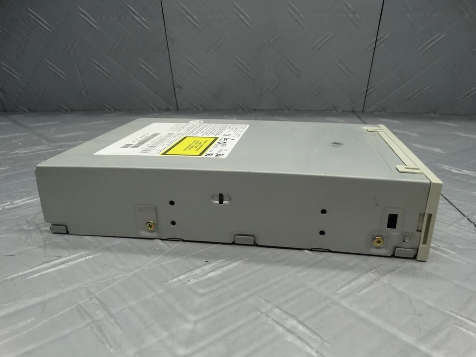 NEC CDR-1901A Internal Desktop IDE CD-ROM Optical Drive AUX Port Volume Control - Image 3 of 4