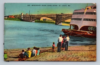 St. Louis,MO Mississippi River Levee Scene, Admiral Ship1943 Missouri Vintage