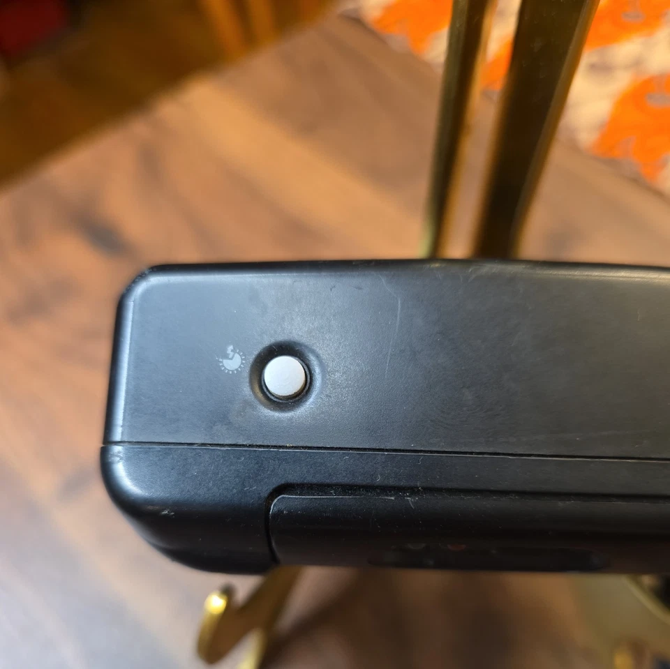 Polaroid AF Red eye Reduction 35mm Point And Shoot Film Camera Un-Tested AS IS - Image 4 of 4