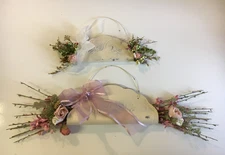 Set 2 "taco" Wall Pocket Raised Design Metal Tin rose themed shabby chic