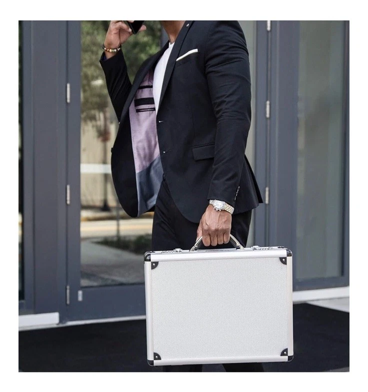 Maletín acolchado para portátil Alpine Swiss Executive de aluminio Foto 4 de 4