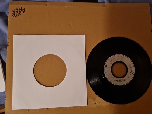 Stray Cats - Stray Cat Strut / Drink That Bottle Down (1981) Rockabilly 7” Vinyl