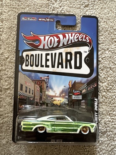Chevy Impala “Big Hits” 2011 Hot Wheels Boulevard 1965 NUEVO Gold Wheels MIRAR - Imagen 2 de 10