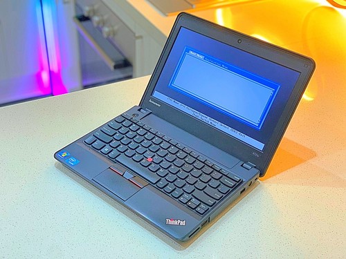Lenovo ThinkPad X131e ™CPU 887™•2GB•USB 3.0•Red•HDMI#1872 - Picture 6 of 10