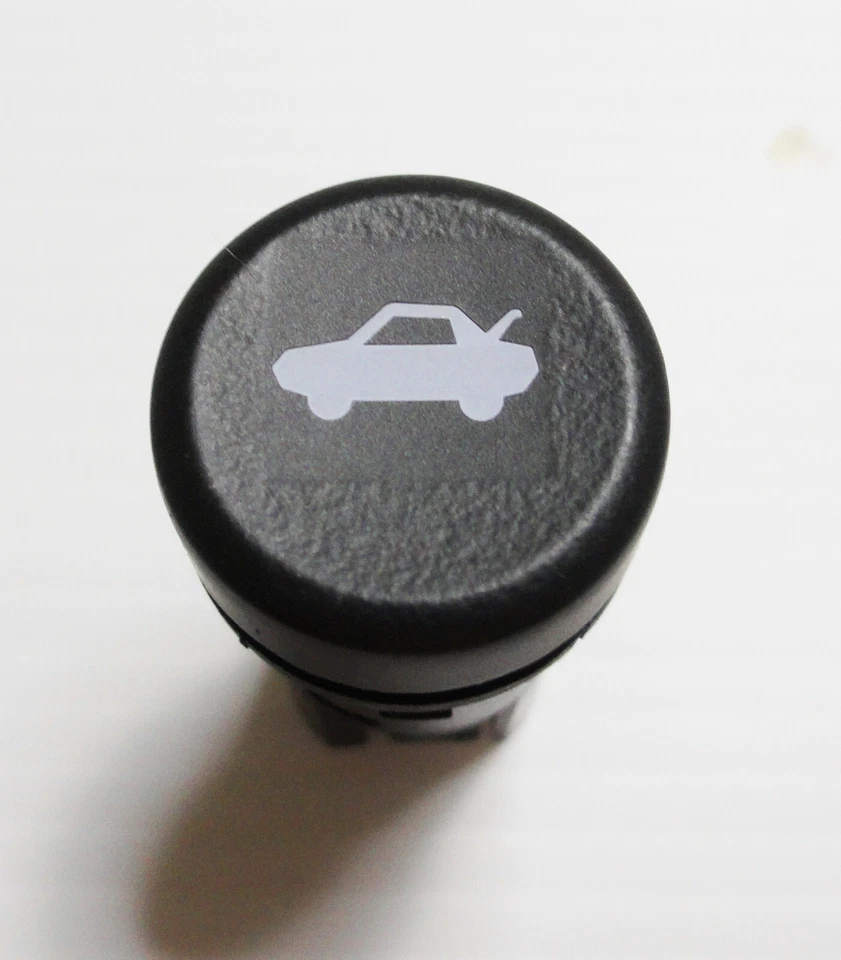 Interruptor de liberación de la tapa del maletero trasero para Chevrolet Malibu 04-08 Foto 2 de 2